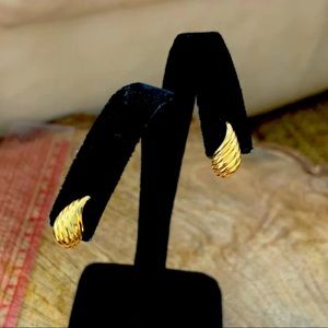 14K earrings without backs